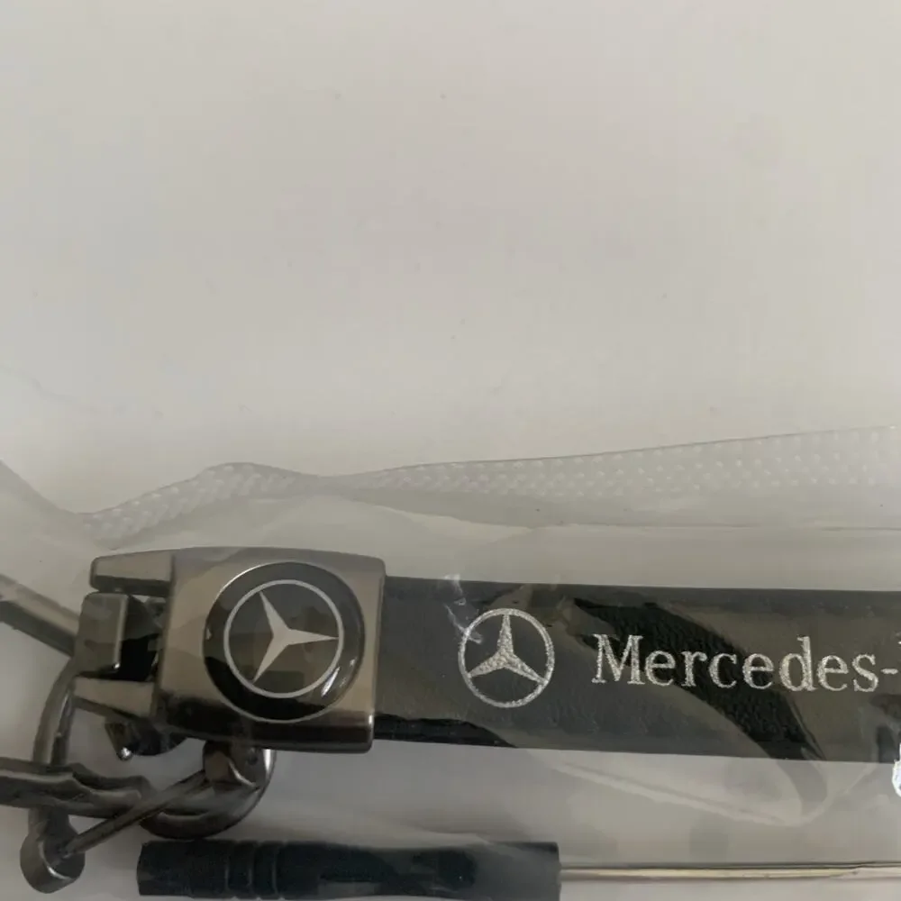 Mercedes Benz Genuine Leather Black Chrome Car Keychain Brand New